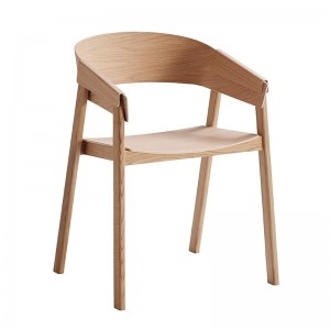 Silla Cover Armchair de Muuto acabado Roble