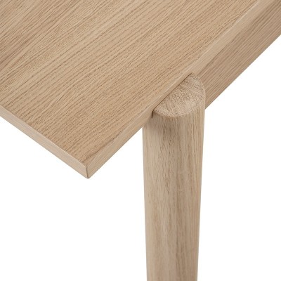 MESA LINEAR DE MADEIRA BY Muuto MESA LINEAR DE MADEIRA BY Muuto