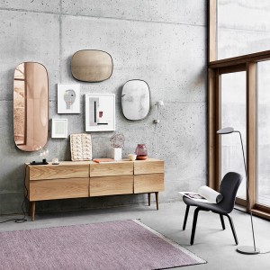 Espejo Framed Mirror Large de Muuto en Moises Showroom