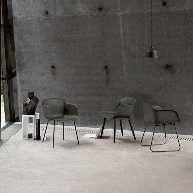 Silla Fiber Armchair Wood de Muuto en Moises Showroom