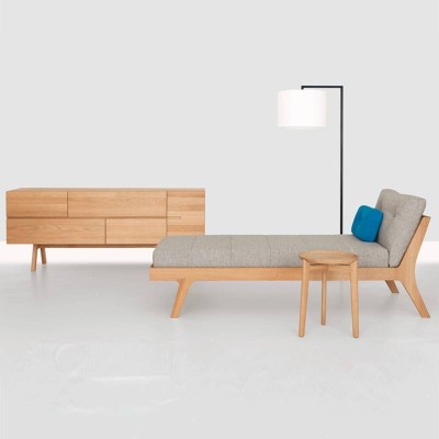 Aparador Low Atelier de Zeitraum en Roble macizo en Moises Showroom Aparador Low Atelier de Zeitraum en Roble macizo en Moises Showroom
