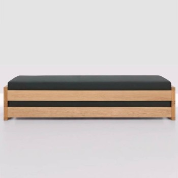 Cama apilable Guest de Zeitraum en Moises Showroom Cama apilable Guest de Zeitraum en Moises Showroom