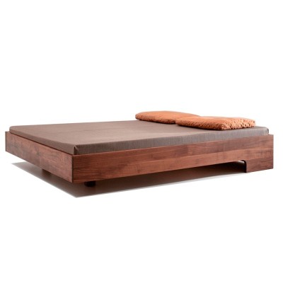 Cama Snooze de Zeitraum en Moises Showroom acabado nogal americano Cama Snooze de Zeitraum en Moises Showroom acabado nogal americano