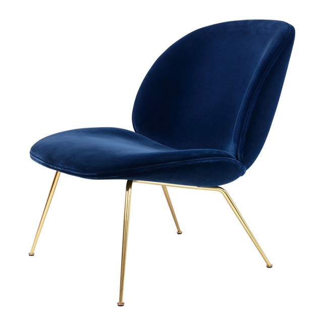 Beetle Lounge Chair velvet de Gubi acabado terciopelo en Moises Showroom