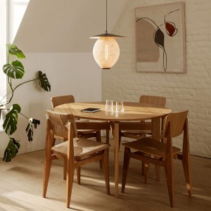 Mesa de comedor B-Table, round/square de Gubi en Moises Showroom