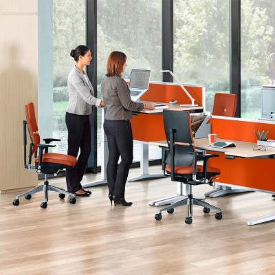 Silla de trabajo Please de Steelcase en Moises Showroom Silla de trabajo Please de Steelcase en Moises Showroom
