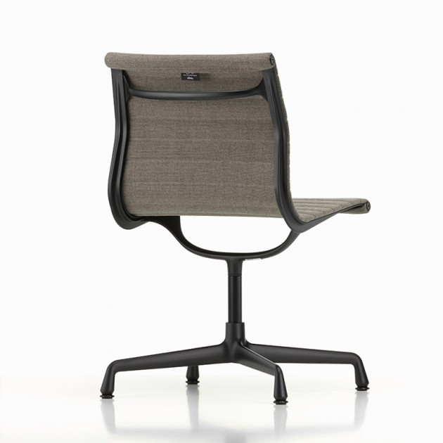 silla Aluminium EA101 tapizada Vitra