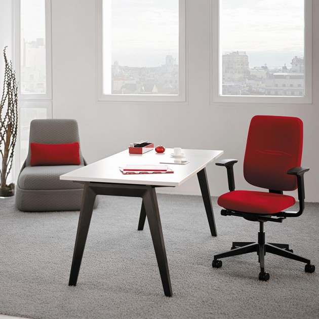 Silla Reply de Steelcase en Moises Showroom