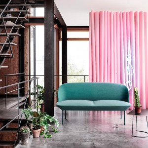 Sofá Oslo de Muuto Tapicería Steelcut trio 966 en Moises Showroom