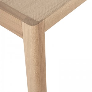 Mesa Workshop table de Muuto en Moises Showroom