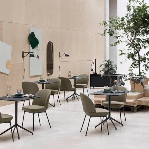 Silla Oslo de Muuto tapicería Ocean 21 en Moises Showroom