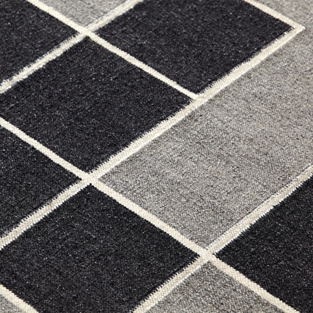 Alfombra Kilim Modica Grey de Gan Rugs en Moises Showroom