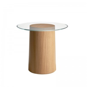 Mesa auxiliar Stub roble lacado Fritz Hansen