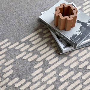 Detalle Kilim Thay Grey de Gan Rugs en Moises Showroom