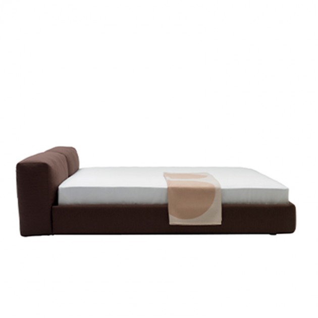 cama tapizada Superoblong diseño Cappellini