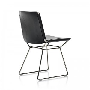 Silla Neil Leather Chair negro de MDF Italia