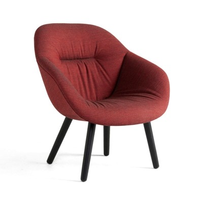 About a Lounge AAl82 soft da HAY en Moises Showroom
