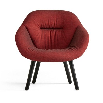 About a Lounge AAl82 soft da HAY en Moises Showroom