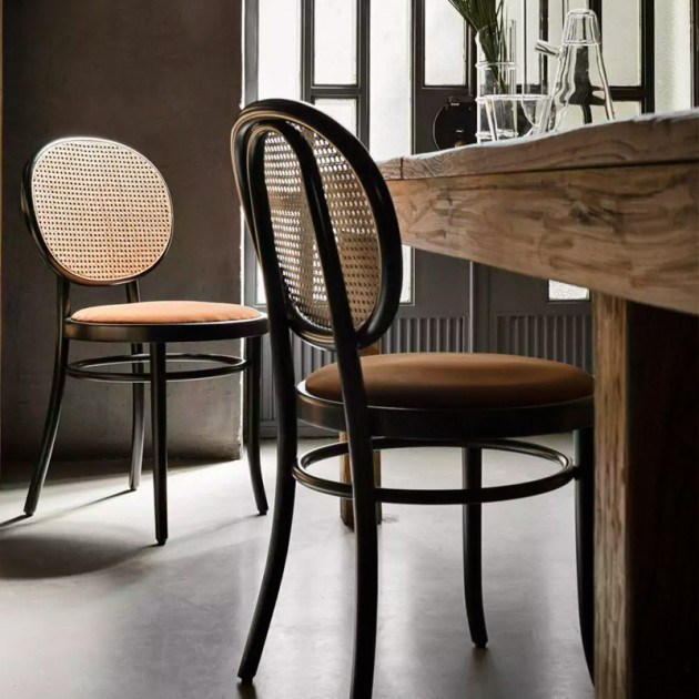 comedor con sillas N.0 asiento tapizado Thonet Vienna