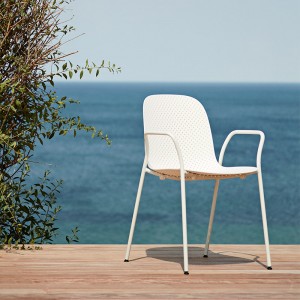 Silla 13Eighty armchair HAY blanca al aire libre