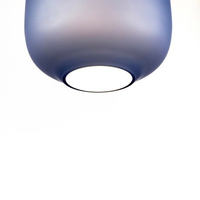 detalle difusor lámpara Arya Cluster hanging lamp blue Cappellini detalle difusor lámpara Arya Cluster hanging lamp blue Cappellini
