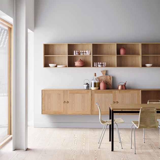 composición de pared FK63 Bookcase system Carl Hansen