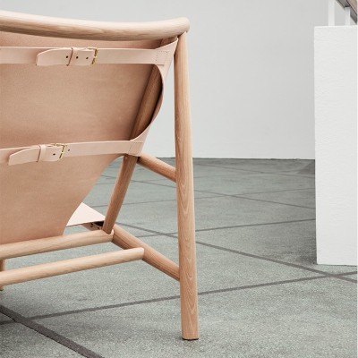 Butaca Samurai Chair de Norr11 roble natural piel natural Butaca Samurai Chair de Norr11 roble natural piel natural