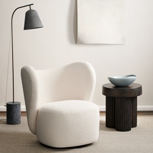 Little Big Chair de Norr11 en Moises Showroom