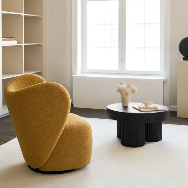 Little Big Chair de Norr11 en Moises Showroom