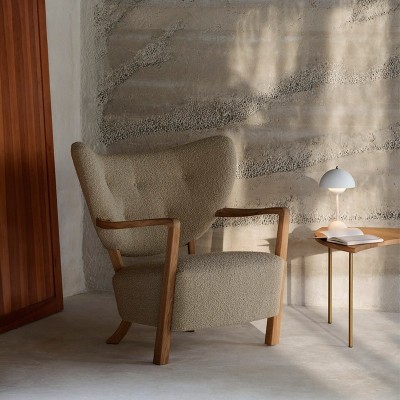 Sillón Wulff de &Tradition en Moises Showroom , pata roble + karakorum 003 Sillón Wulff de &Tradition en Moises Showroom , pata roble + karakorum 003