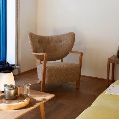 Sillón Wulff de &Tradition en Moises Showroom , pata roble + karakorum 003 Sillón Wulff de &Tradition en Moises Showroom , pata roble + karakorum 003