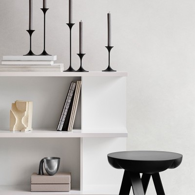 Side Table No.2 de Karakter Copenhagen en Moises Showroom Side Table No.2 de Karakter Copenhagen en Moises Showroom