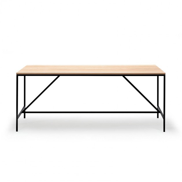 Mesas Cache Dining Table de karakter Copenhagen en Moises Showroom