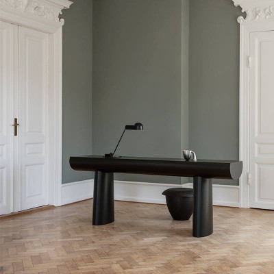 Console Table de Karakter Copenhagen Console Table de Karakter Copenhagen
