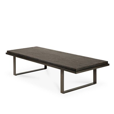 Mesa de centro Stability de Ethnicraft en Moises Showroom Mesa de centro Stability de Ethnicraft en Moises Showroom