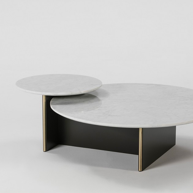 Mesa Ant de Kendo Mobiliario en Moises Showroom