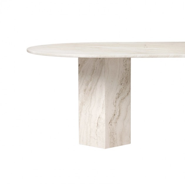 Epic dinning table - Gubi