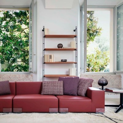 Adam Wood de Philippe Starck para Kartell, ambientada