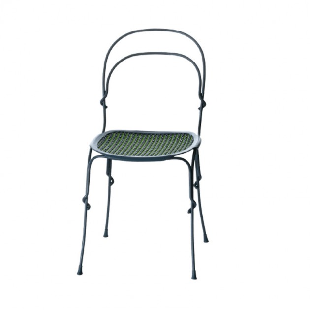 Silla Vigna color gris granito y verde de Martino Gamper