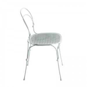 Silla Vigna color blanco y blanco de Martino Gamper