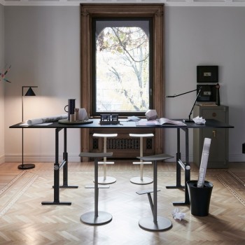 Mesa Brut ajustable de Magis Mesa Brut ajustable de Magis
