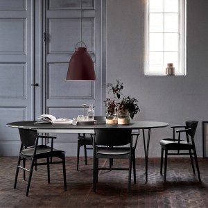 Mesa Superellipse™ de Fritz Hansen