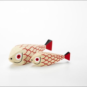 Poupée en bois Mère Poisson & Enfant Vitra par Alexander Girard Poupée en bois Mère Poisson & Enfant Vitra par Alexander Girard
