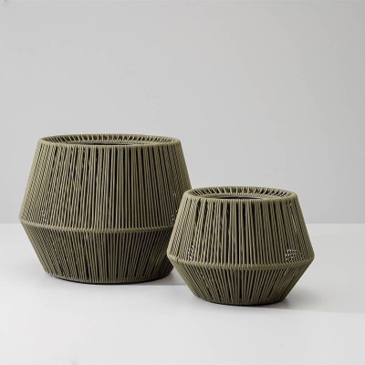 Maceteros Zig Zag de Kettal en Moises Showroom Maceteros Zig Zag de Kettal en Moises Showroom