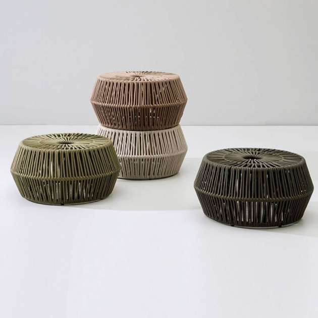 Pouf Zig Zag de kettal en Moises Showroom