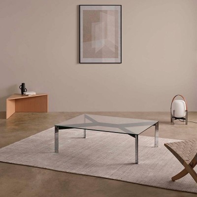 Kendo, Mesa Maria, designed by Miguel Milá Kendo, Mesa Maria, designed by Miguel Milá
