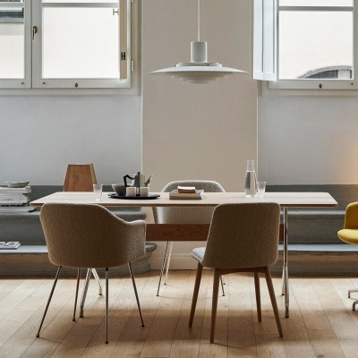 Comedor ambientado mesa Pavilion AV18 &Tradition