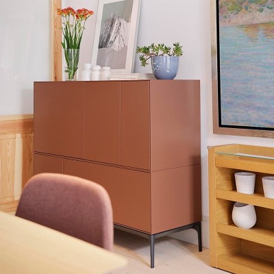 Treku Iconics, Credenza Lauki 01 Treku Iconics, Credenza Lauki 01