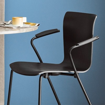 Vico Duo with arms of Fritz Hansen Vico Duo with arms of Fritz Hansen