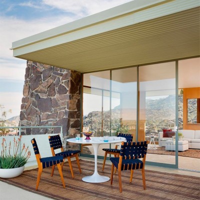 Tulip Saarinen outdoor dining table Knoll